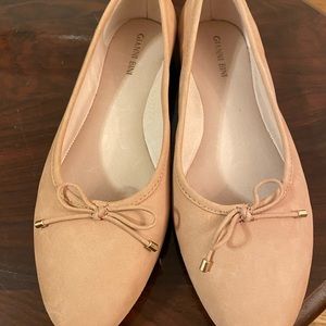 Light pink dress shoes size 8.5